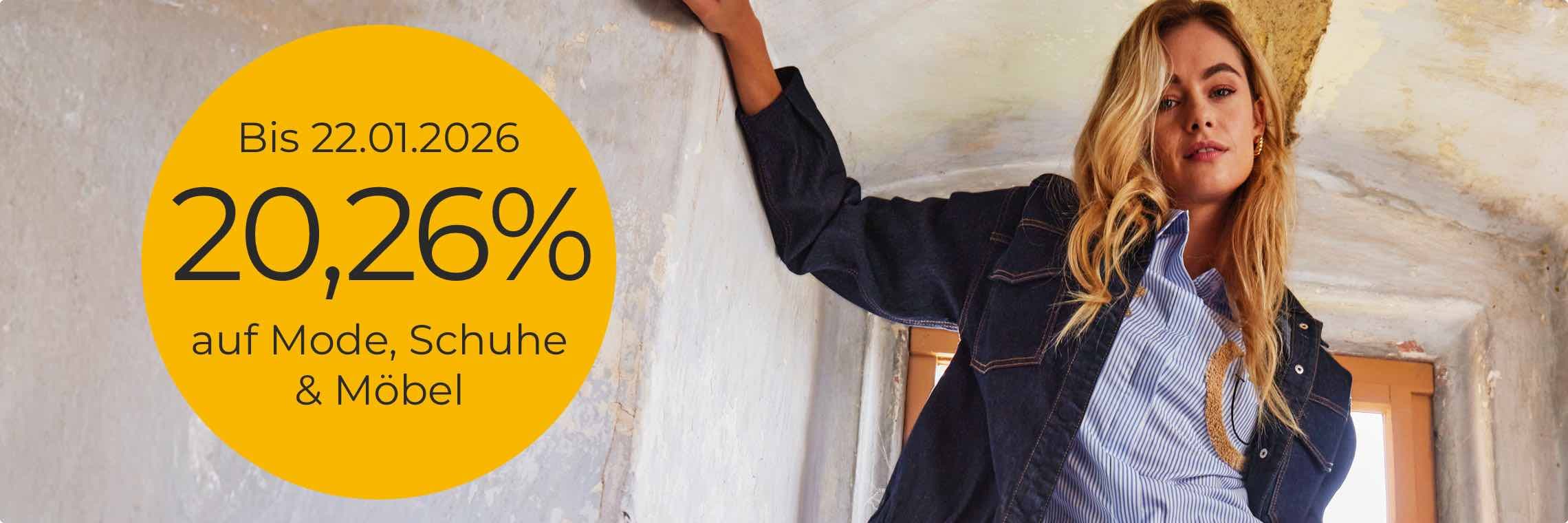 20,26 % Rabatt auf Mode, Schuhe & Möbel bis 22.01.2026 – Frau lehnt sich lässig an eine Wand
