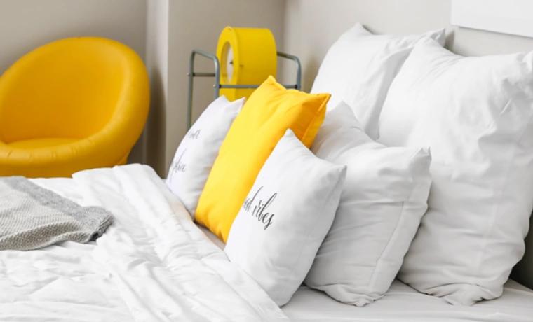 Seitenschläferkissen: Die besten Kissen für eine gute Nachtruhe