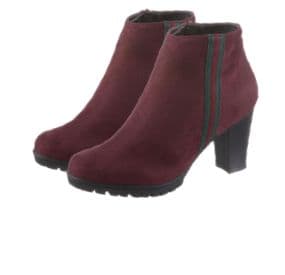 Rote Stiefeletten