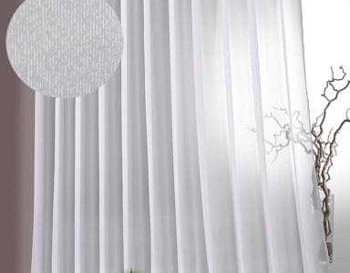 Halbtransparente Gardinen