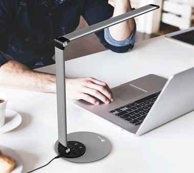 Licht im Büro und am Arbeitsplatz