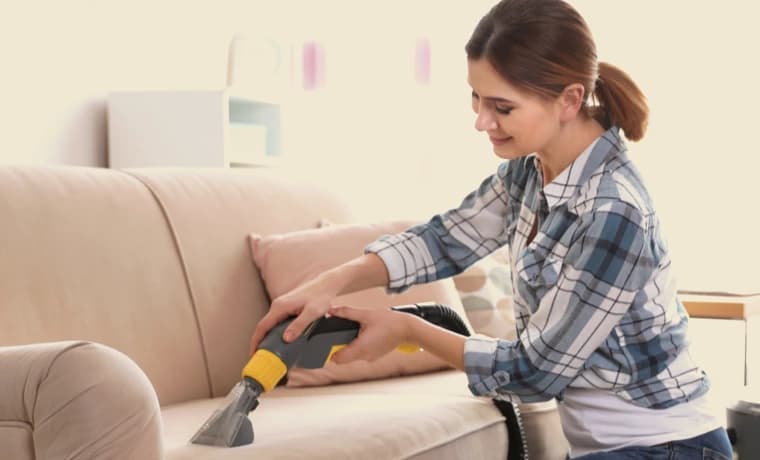 Polstermöbel reinigen