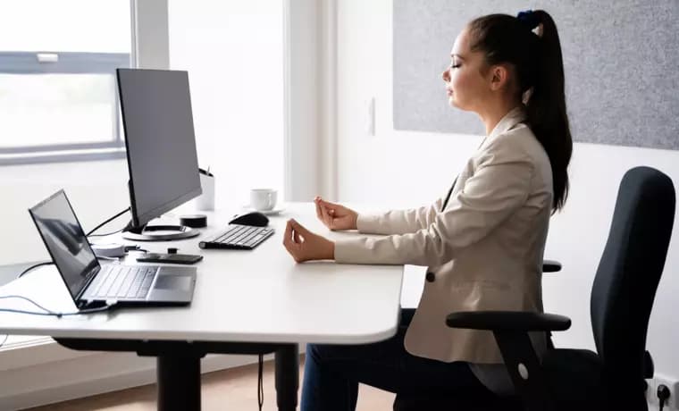 Bürostuhl richtig einstellen