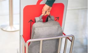 Handgepäck und Handtaschen	