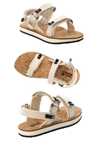 Bequeme Trekking-Sandalen in hellem Beige mit verstellbaren Riemen. Die Sohle besteht aus braunem Kork und hat eine schwarze Gummisohle. Die Sandalen sind praktisch und ideal für den Alltag.