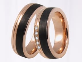 Rosegoldene Eheringe