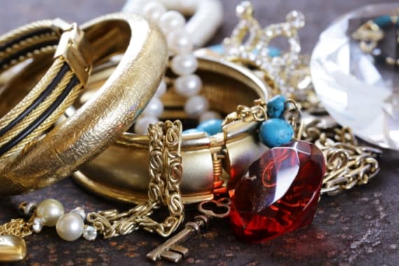 Welcher Schmuck färbt nicht ab?