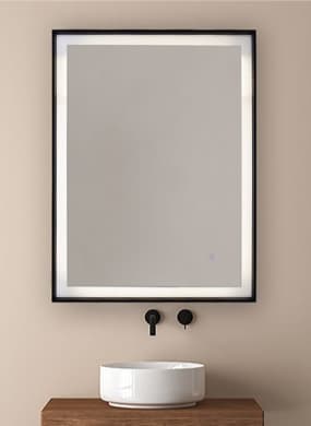 Spiegel mit Beleuchtung