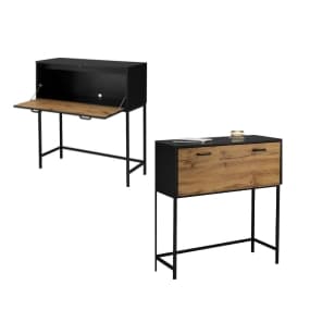 Zwei Ansichten eines schwarzen Schreibtischs mit Holzfront, einer offen und einer geschlossen.