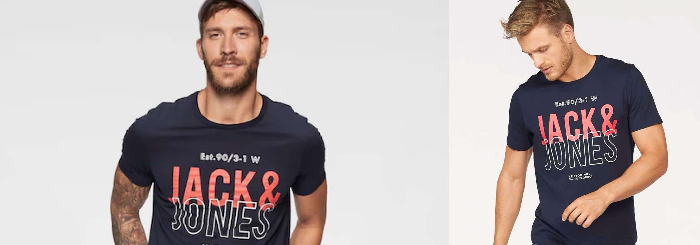 JACK & JONES – zwei Männer tragen dunkelblaues T-Shirt mit großem Frontprint