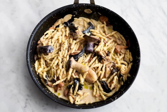Pasta mit Pilzen und Knoblauch