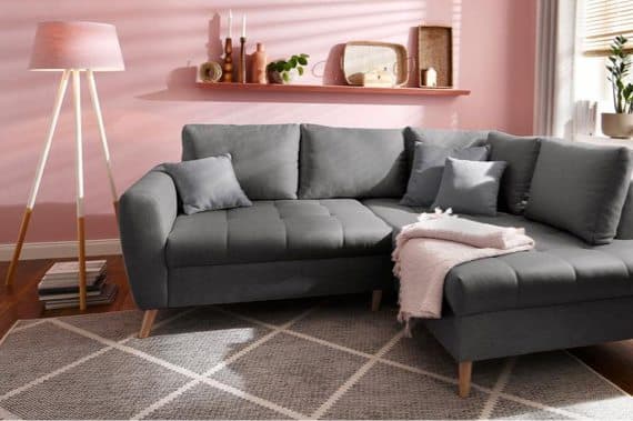 Sofas in Grau & Rosa