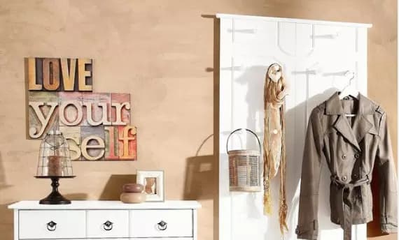 Garderobe befestigen