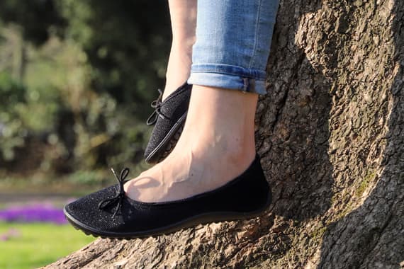 Barfußschuhe mit Socken