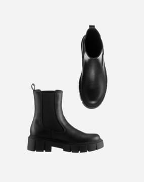 Chelsea Boots