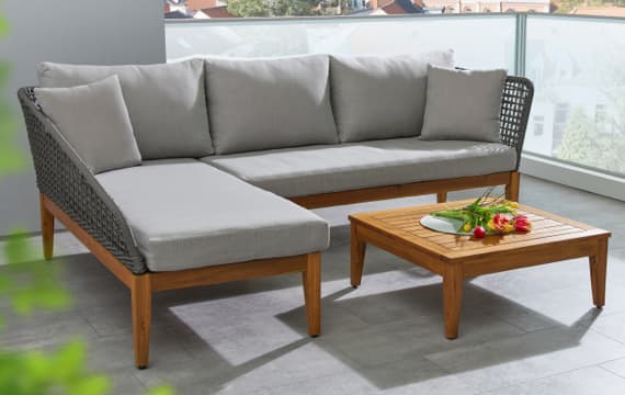 Kleiner Balkon? Diese Möbel eignen sich perfekt!