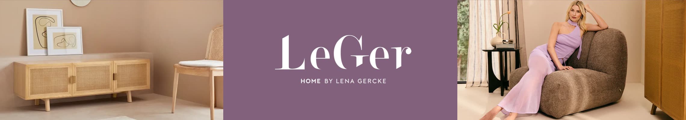 LeGer Home by Lena Gercke – Esszimmer mit rundem Holztisch und weißen Stühlen, Lena Gercke sitzt vor einem beige-farbenen Bett im Schlafzimmer