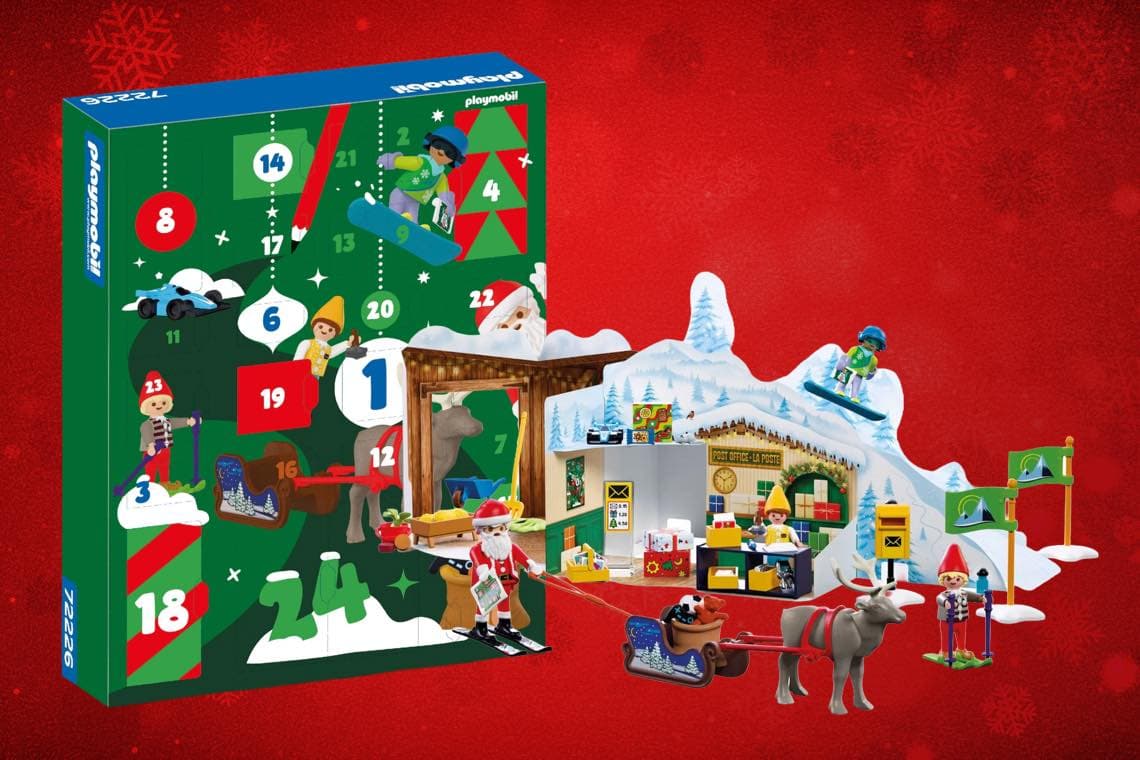 Playmobil Adventskalender mit Winterlandschaft, Schlitten, Rentier, Weihnachtsfiguren und Nummernfeldern