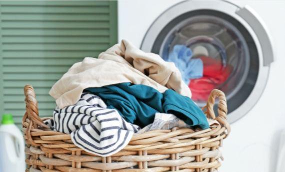 T-Shirts richtig waschen: die besten Tipps