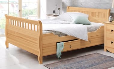 Massivholzbetten