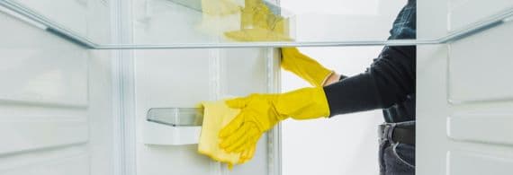 Kühlschrank reinigen