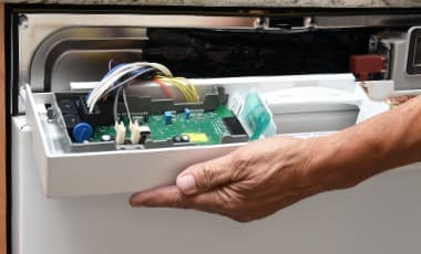 Wer repariert Spülmaschinen?