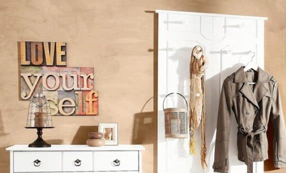 Garderobe befestigen