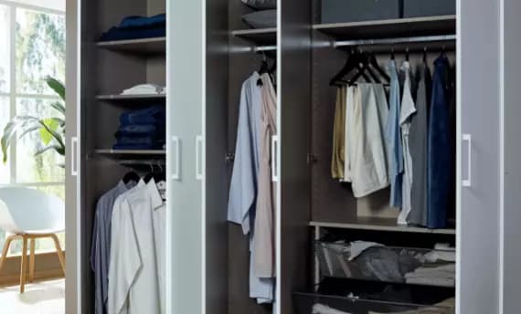 Kleiderschrank organisieren