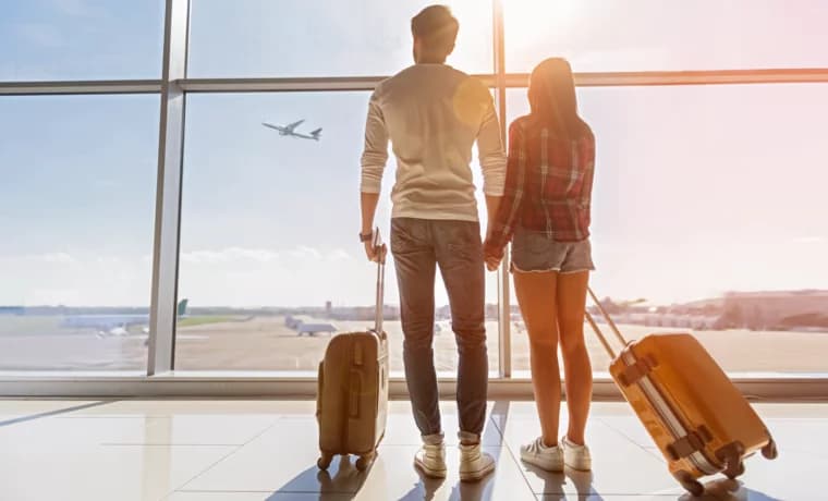 Fliegen mit Handgepäck & Handtasche