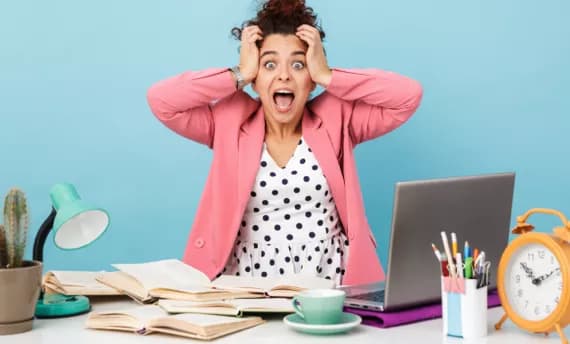 Schreibtisch organisieren