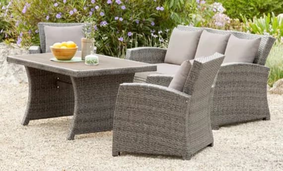 Materialien für Gartenmöbel