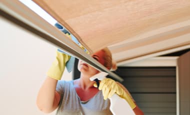 Sonnenschutz reinigen