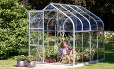 Gewächshäuser: Glas oder Kunststoff?