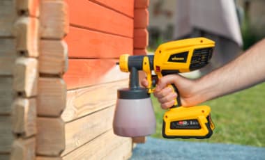 Gartenhäuser streichen