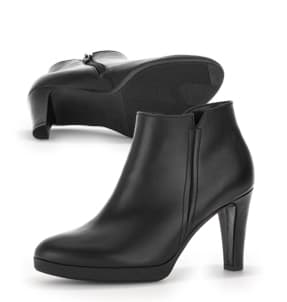 Hohe Stiefeletten