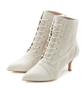 Spitze Stiefeletten