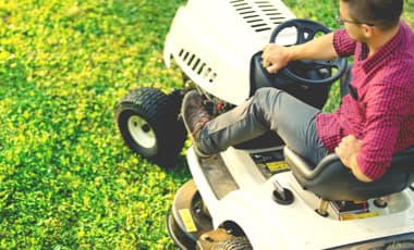 Rasenmäher & Co. versichern