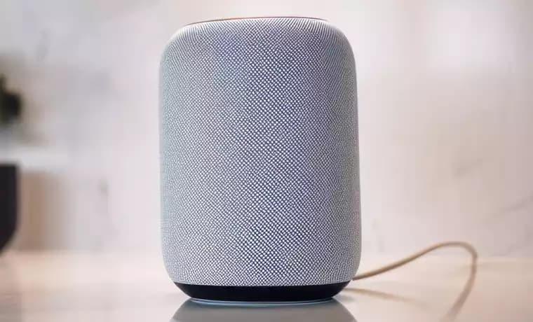 Lautsprecher anschliessen