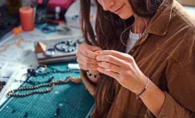 Armbänder kürzen, gravieren & reparieren