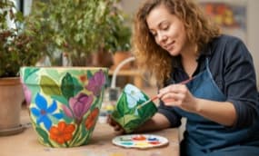 Blumentöpfe bemalen & verschönern