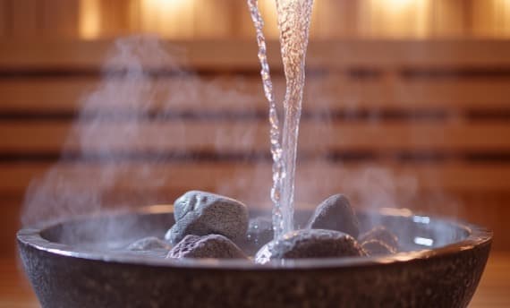 Sauna: Aufguss selber machen & mehr