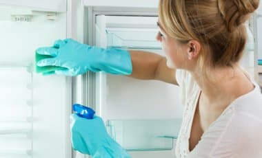 Kühlschrank reinigen