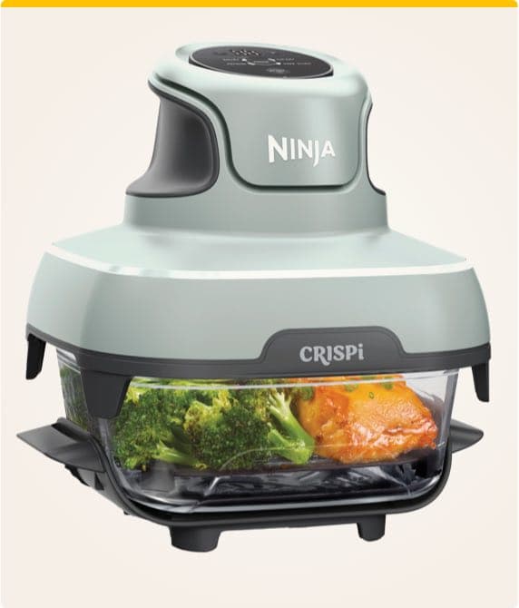 Ninja CRISPi – Luftfritteuse mit Brokkoli und Lachs im Garbehälter