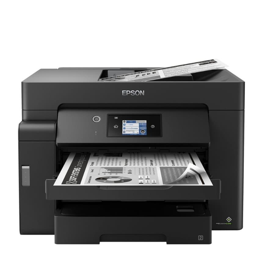 Schwarzer Epson-Drucker von vorn, ein bedrucktes Blatt wird vorne ausgegeben, ein weiteres liegt oben im Einzug