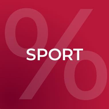 Sport-Angebot – weißer Schriftzug „SPORT“ vor großem Prozentzeichen auf rotem Hintergrund