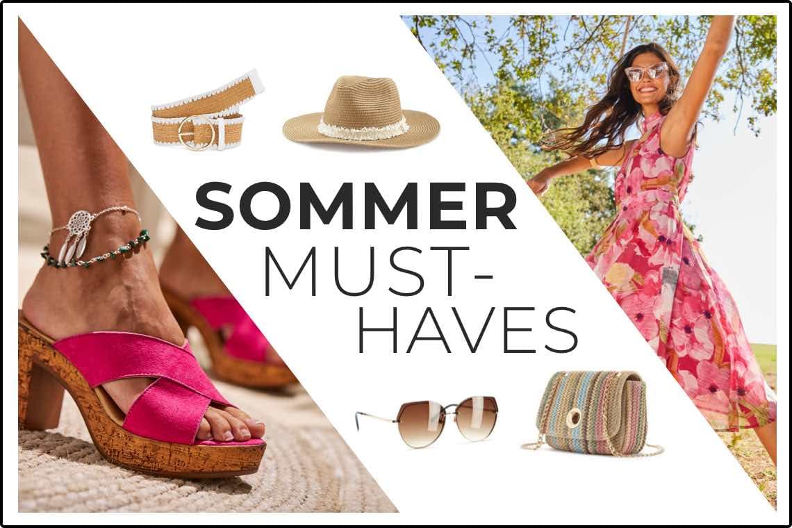 SOMMER MUST-HAVES – Frau im Blumenkleid, pinke Sandalen, Gürtel, Hut, Sonnenbrille und kleine Umhängetasche