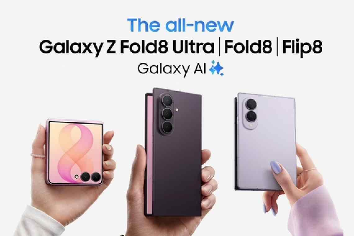 The all-new Galaxy Z Fold8 Ultra, Fold8, Flip8 – drei gefaltete Smartphones werden in Händen präsentiert